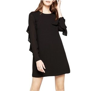 BCBGeneration black ruffle sleeve dress NWOT size XXS